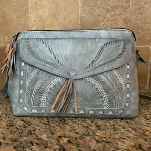 Leaders in Leather Crossbody
